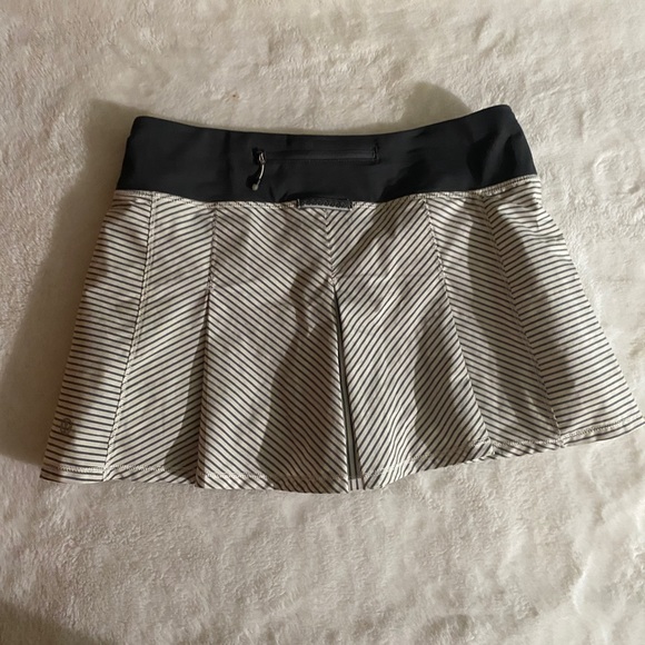 Lululemon Fast Cat Run Skirt Striped - Picture 11 of 11